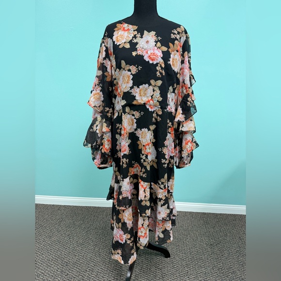 cooper st Dresses & Skirts - Cooper st. Floral ruffle dress in black multi size 16.